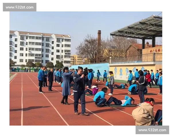 体育运动比赛规则详解及裁判判罚标准全面指南